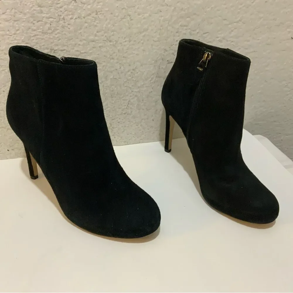 Via Spiga Suede Ankle Booties zipper black